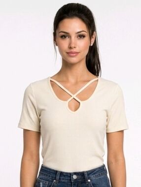 Lime n Chili Cream Ribbed Cutout Short Sleeve Tunic Top Size L